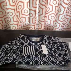 Merino geo sweater NWT size xl